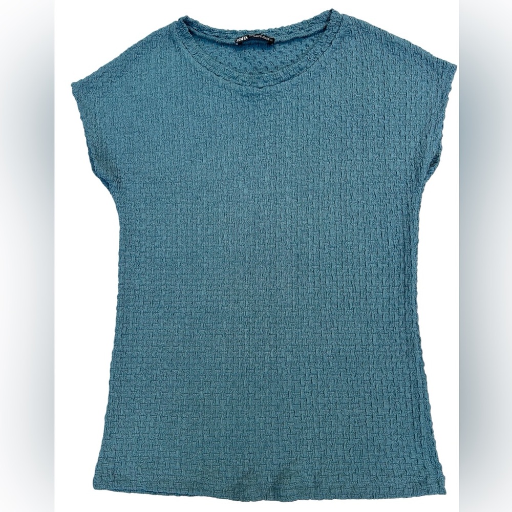 ZARA Women’s Textured Round Neck Cap Sleeve Pastel Blue Top Size: M